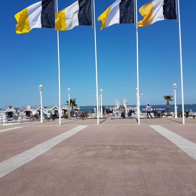 Appartement Les Pieds Dans L Eau Acces Direct Plage Pereire, Parking Gratuit ,Wifi Arcachon Eksteriør billede